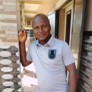 Man In Tears As Wife Sends Him Photos, Videos Having Quality Fu¢k, Romaπce With Other Men