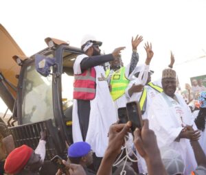 FG Begins N1.83trn Dualisation of 401km Road in Niger, Dangote to Finance Project
